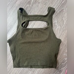Lululemon crop top